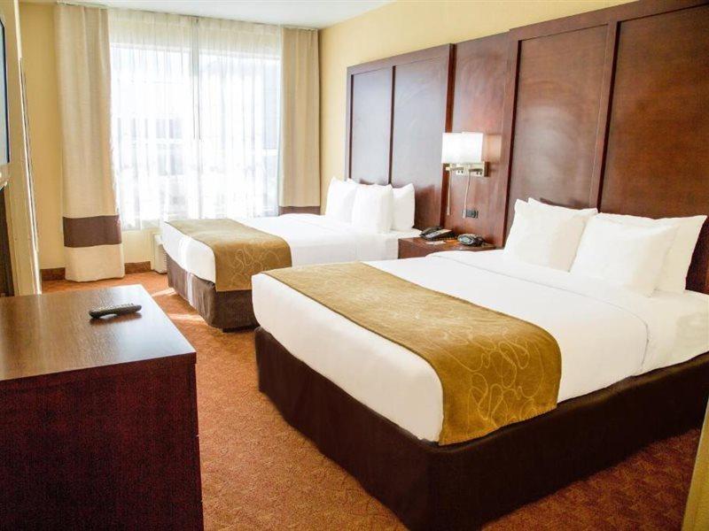 Comfort Suites Fort Worth North Fossil Creek Екстериор снимка
