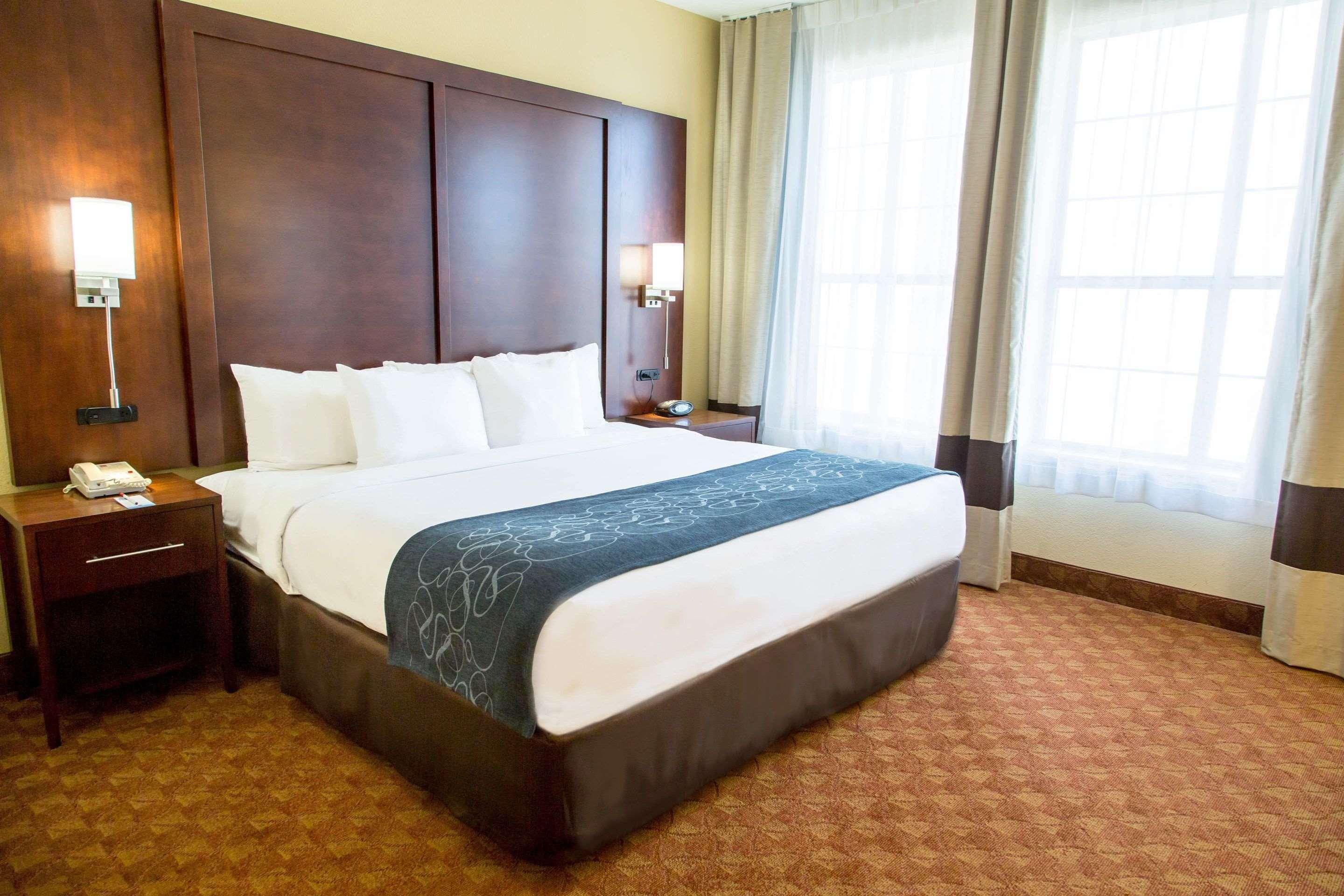 Comfort Suites Fort Worth North Fossil Creek Екстериор снимка