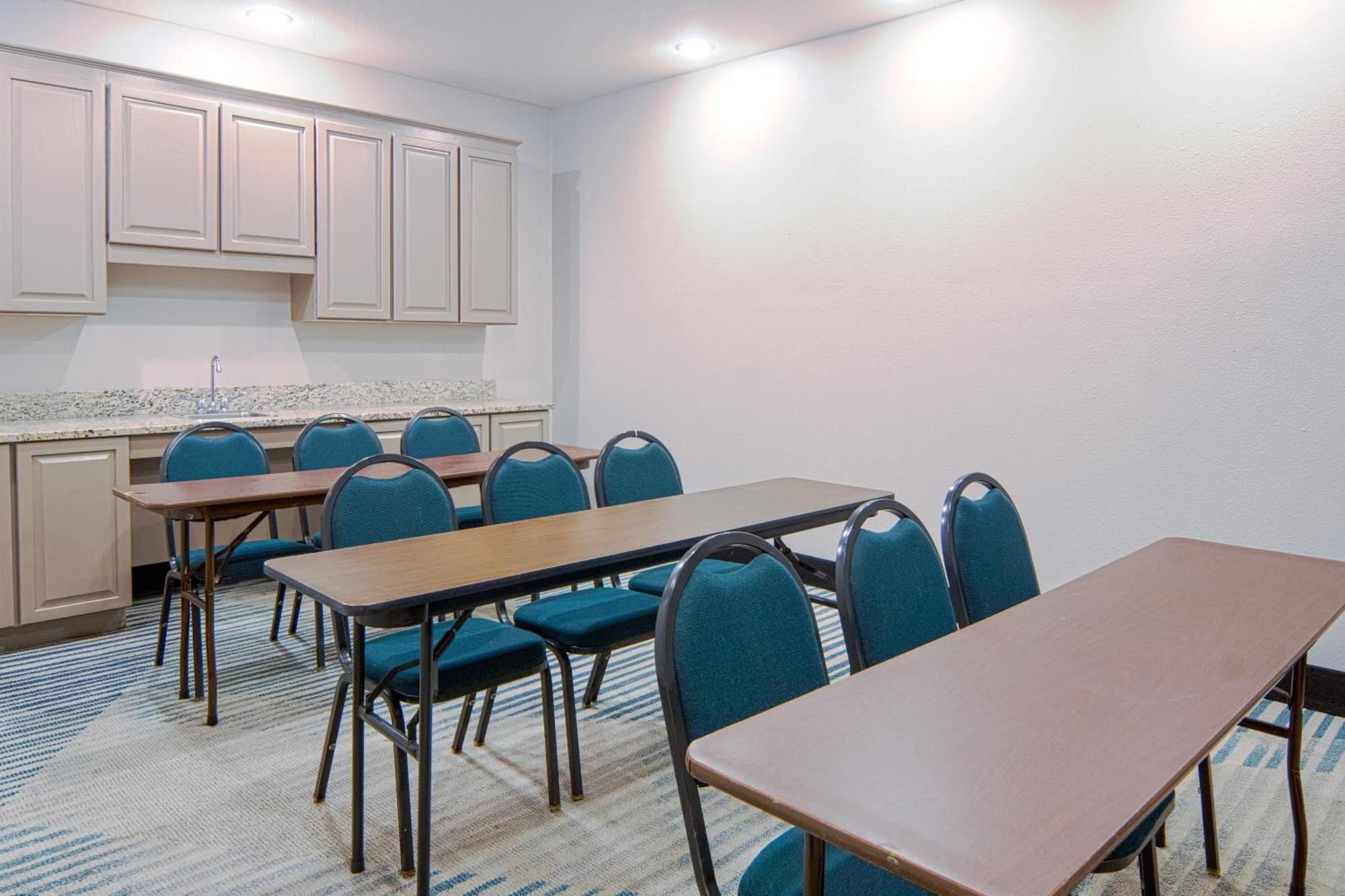 Comfort Suites Fort Worth North Fossil Creek Екстериор снимка