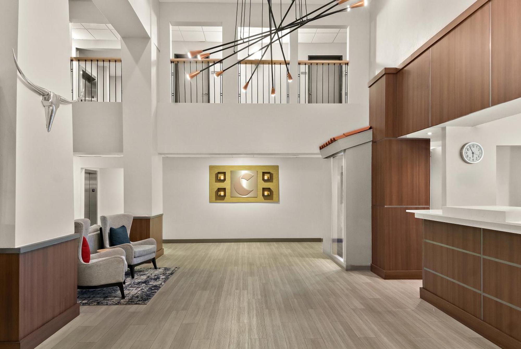 Comfort Suites Fort Worth North Fossil Creek Екстериор снимка